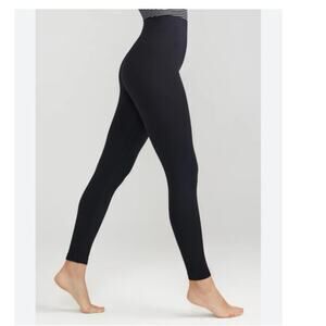 Yummie x Heather Thomson Black Shaping Leggings Medium / Large